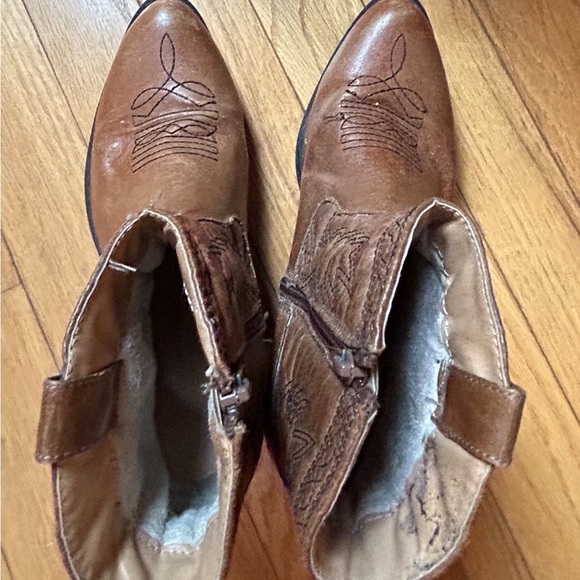Cowgirl Booties. Rodeo Roper. Size 2 - Picture 5 of 6
